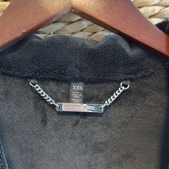 White House Black Market Asymmetrical Zip LS Shearling Moto Blazer Jacket, XXS - Picture 4 of 11